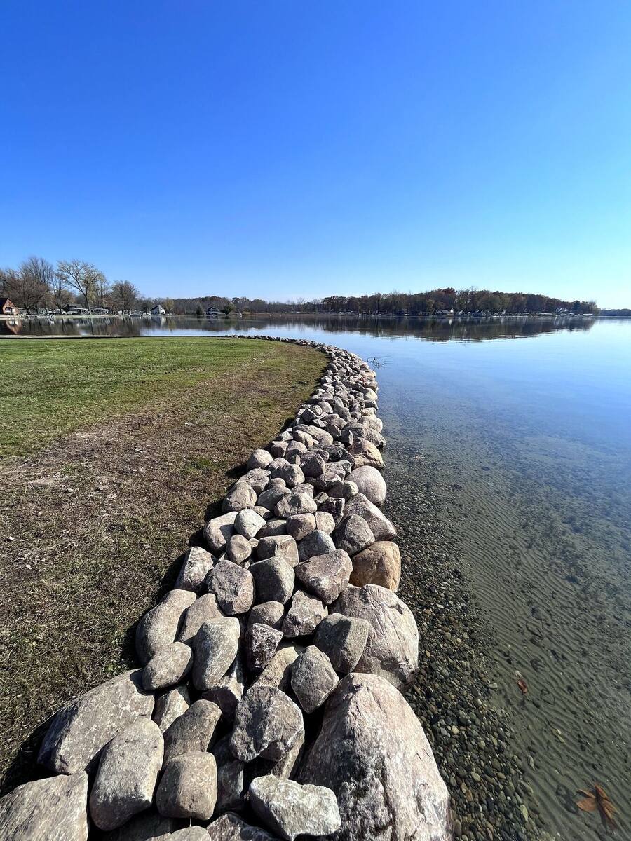 Stone wall
